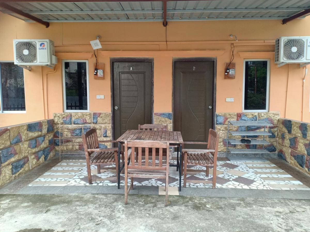Homestay Pekan Ranau Exterior photo